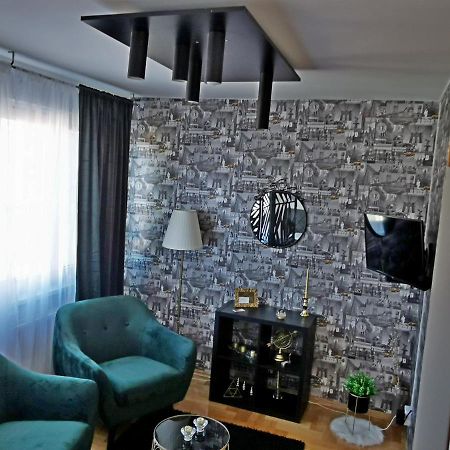 Apartmán Passenger Self Check-In Osijek Exteriér fotografie