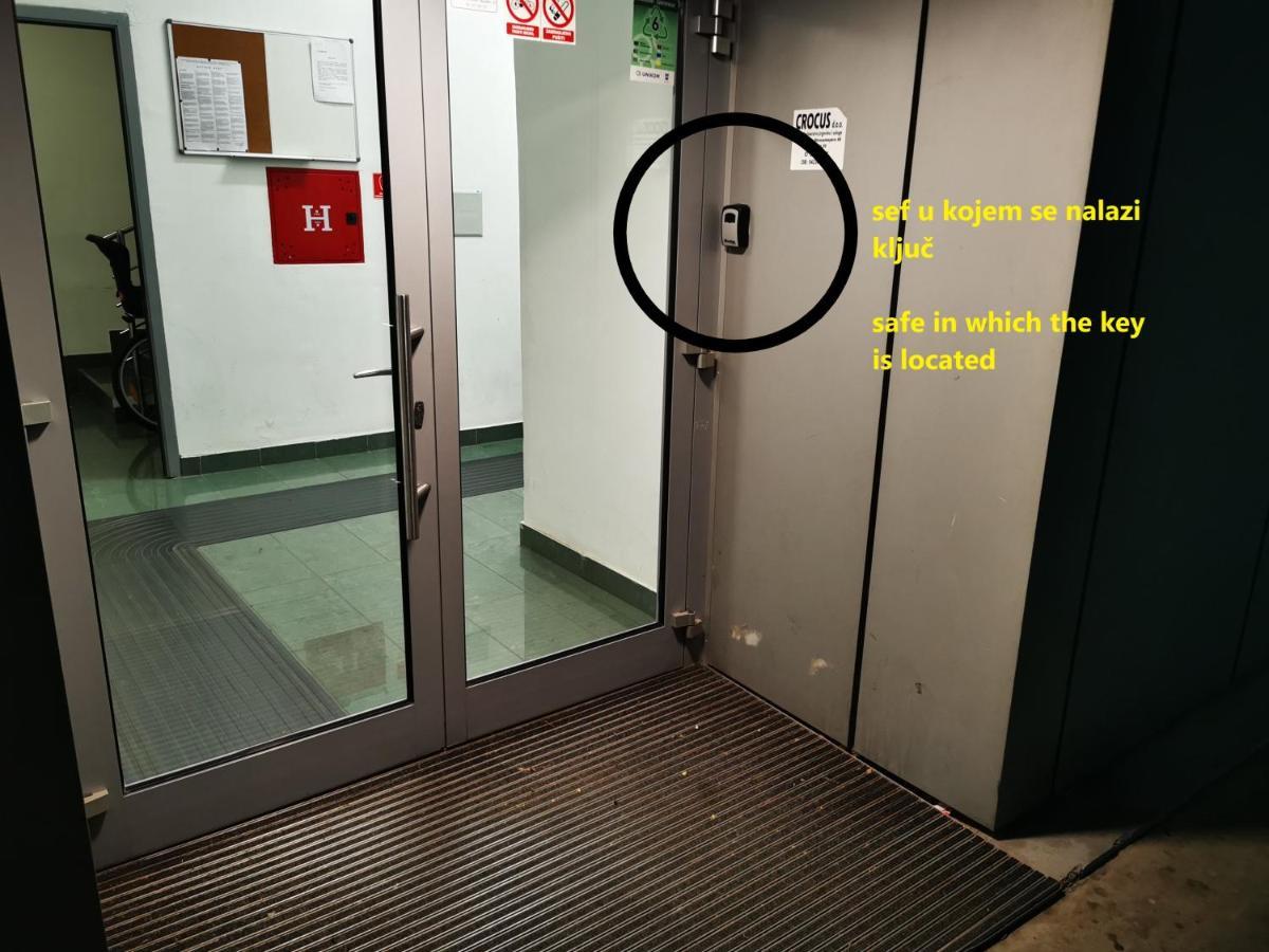 Apartmán Passenger Self Check-In Osijek Exteriér fotografie