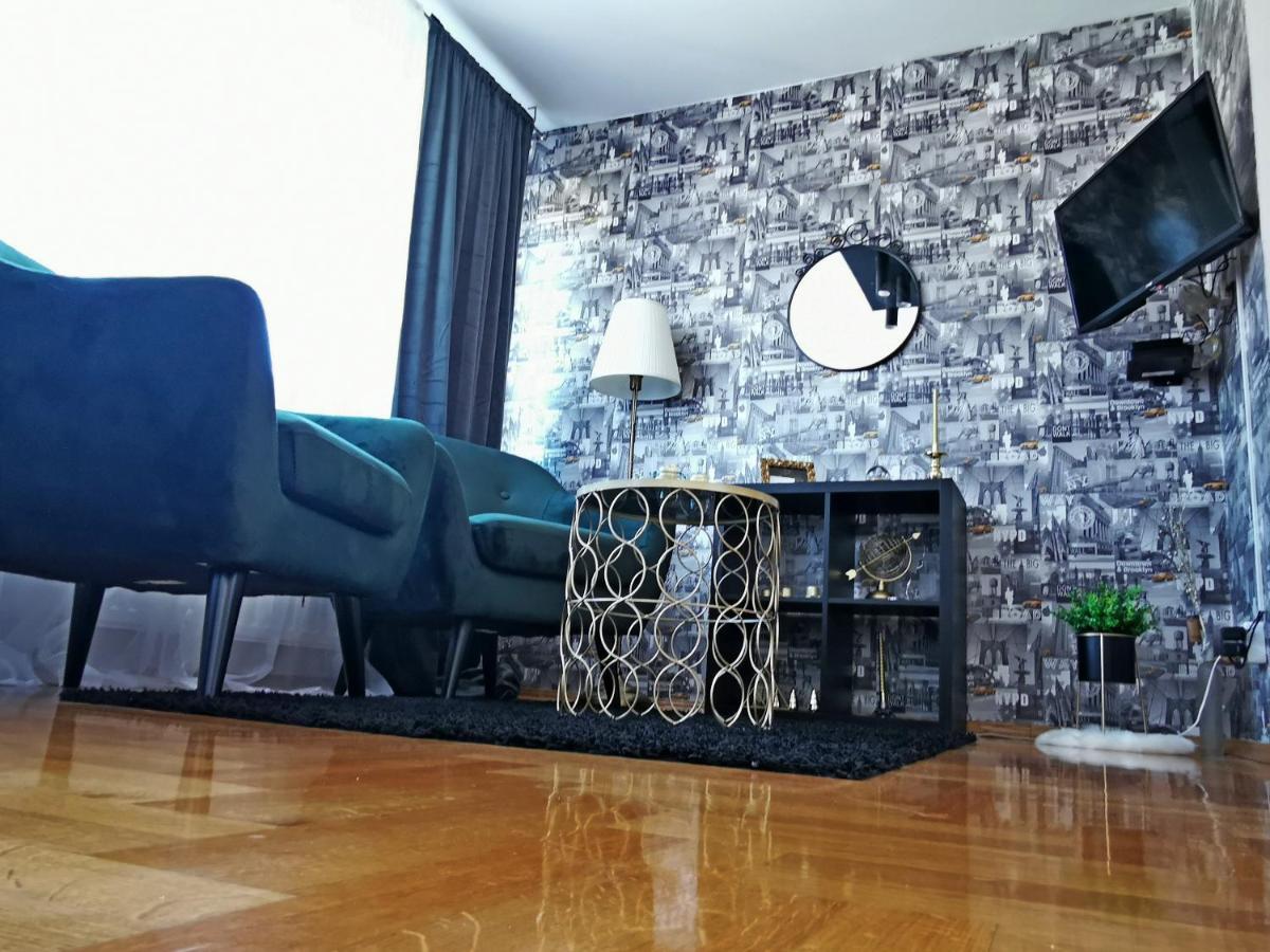 Apartmán Passenger Self Check-In Osijek Exteriér fotografie