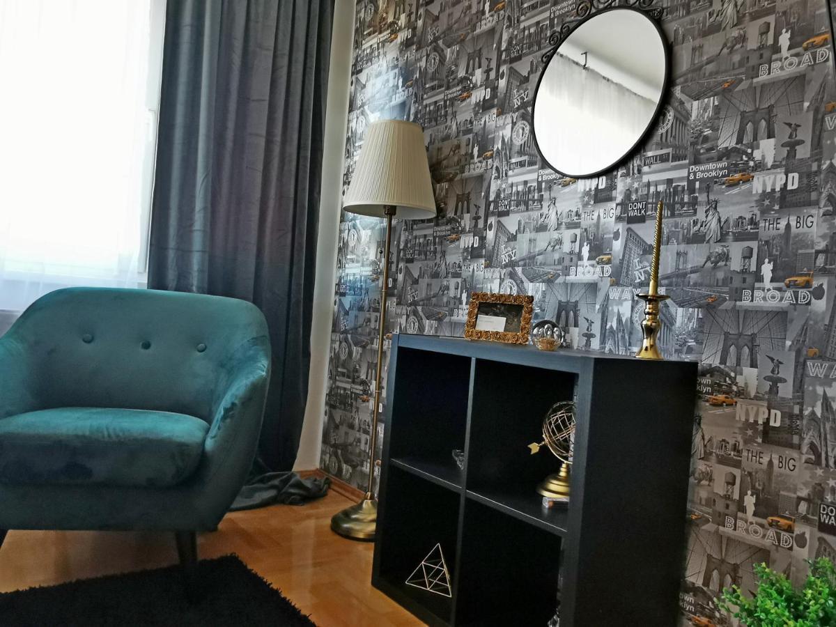 Apartmán Passenger Self Check-In Osijek Exteriér fotografie